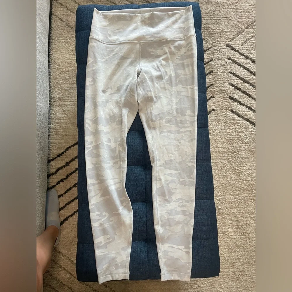 Wunder Under High Rise Tight 28” Ribbed - Picture 5 of 5